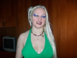 Watch martachatte19´s Live Show on BongaCams