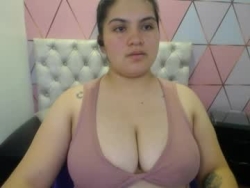 Watch katalina_santana25´s Live Show on Chaturbate