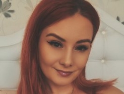 Watch Evaathorn´s Live Show on BongaCams