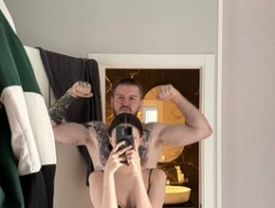 Watch Pinkbodnar´s Live Show on BongaCams