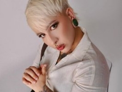 Watch Amy-ink6969´s Live Show on BongaCams