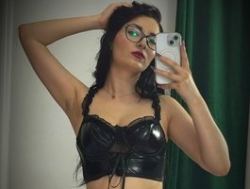 Watch RubbiDark´s Live Show on BongaCams