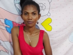 Watch Lyah7a´s Live Show on BongaCams