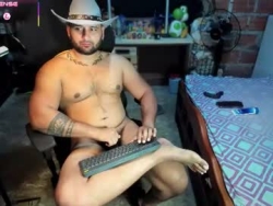 Watch imperion_king´s Live Show on Chaturbate