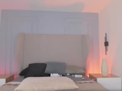 Watch chloe_dee_´s Live Show on Chaturbate