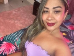 Watch KloeFernandez´s Live Show on BongaCams