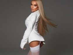 Watch TaneshaGold´s Live Show on BongaCams