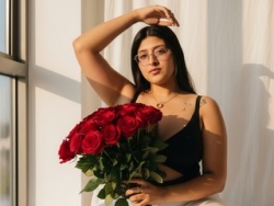 Watch megann_up´s Live Show on ItsLive