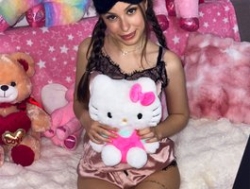 Watch MayaJenner´s Live Show on BongaCams