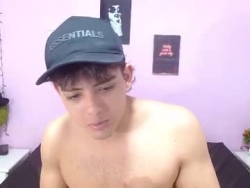 Watch zayne_lyon´s Live Show on Chaturbate