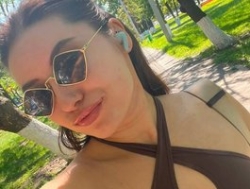 Watch MonicaLaRue´s Live Show on BongaCams