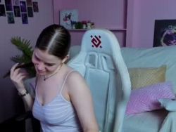 Watch _nikol_cute_´s Live Show on Chaturbate