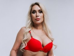 Watch IsadoraDunkan´s Live Show on BongaCams