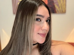 Watch CamilaChanel´s Live Show on ItsLive