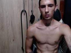Watch kyleer77´s Live Show on Chaturbate