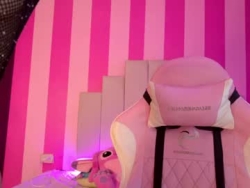 Watch kitty_nicolle´s Live Show on Chaturbate