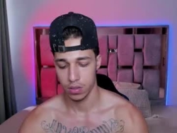 Watch orionblaze69_´s Live Show on Chaturbate