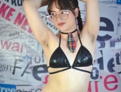 Watch Shady-bug´s Live Show on BongaCams