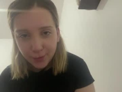Watch kathrinekiening´s Live Show on Chaturbate