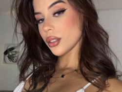 Watch lailaatyler´s Live Show on BongaCams