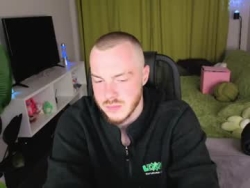 Watch toohornyserj´s Live Show on Chaturbate