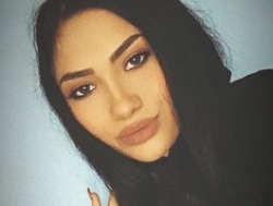 Watch AmyKaiya´s Livestream and Chat