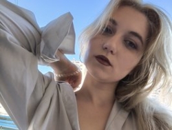 Watch sophiasnarl´s Live Show on BongaCams