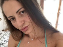 Watch Natalie10g´s Live Show on BongaCams