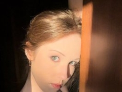 Watch ElisabethReichling´s Live Show on BongaCams