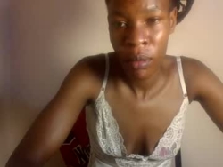 Watch cute_petiitte´s Live Show on Chaturbate