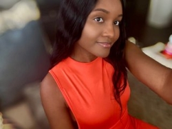 Watch CaramelDoll18´s Live Show on ItsLive