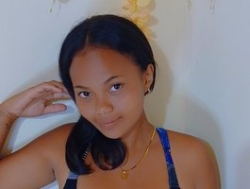 Watch Annah261´s Live Show on BongaCams