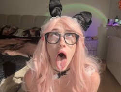 Watch KellyyBeryy´s Live Show on BongaCams