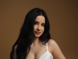 Watch EvaRoughe´s Live Show on BongaCams