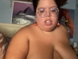 Watch dumbcuteness´s Live Show on Chaturbate