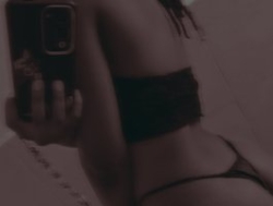 Watch Drippingqueen23´s Live Show on BongaCams