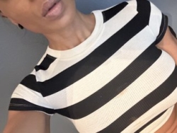 Watch ChanelKnight´s Live Show on ItsLive